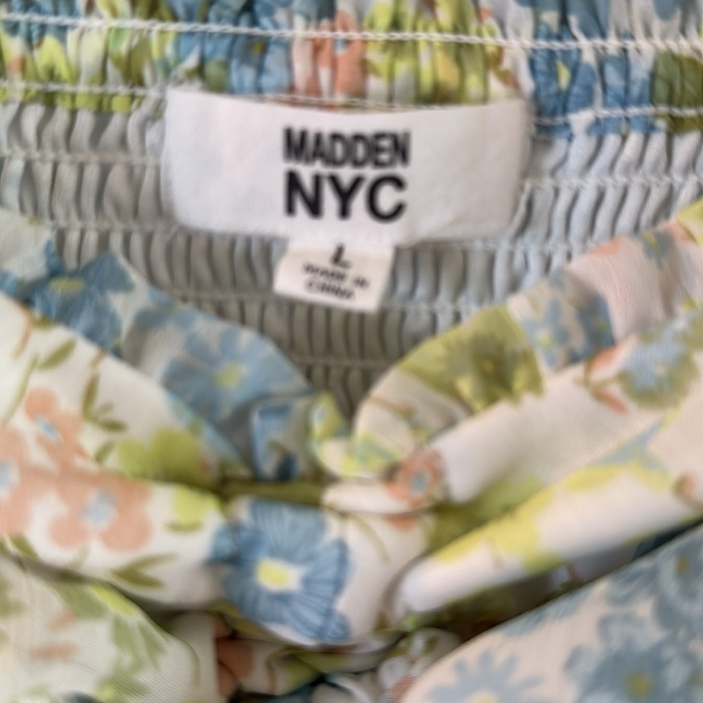Madden NYC Floral Puff Sleeve Smocked Cottagecore Fairy Dress size Large - Picture 3 of 6